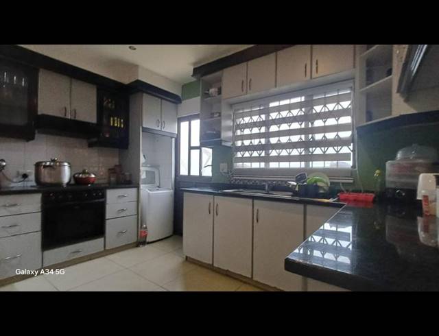 3 BEDROOM HOUSE FOR SALE IN REGENCY PARK